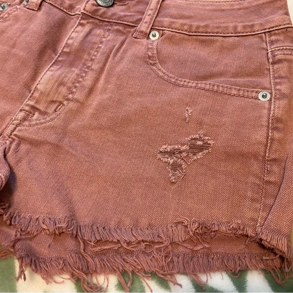 American Eagle Pink Hi-Rise Festival Shortie Distressed Jean Shorts Size: 6 - Picture 5 of 11